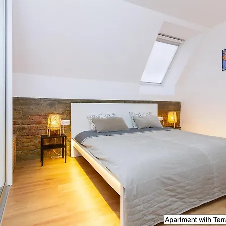 Apartamento Stylish In The Centre Bratislava